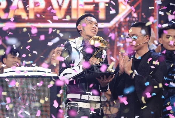 Dế Choắt dành được ngôi vị cao nhất trong chương trình Rap Việt